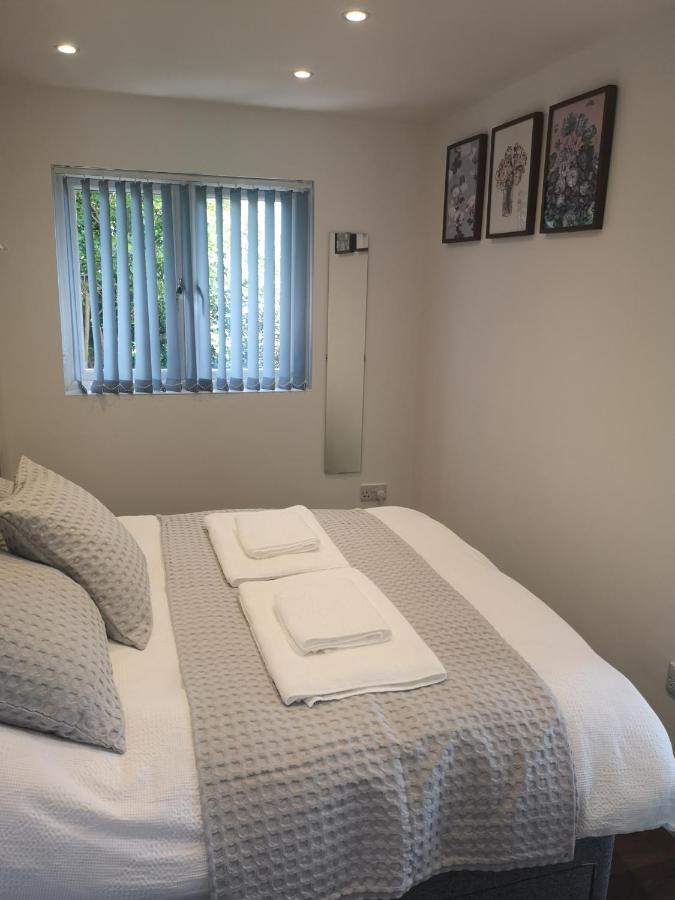 Grove Lodge Pembrokeshire Milford Haven Esterno foto